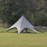 Uuskalda Sports And Holiday Village База отдыха Karbla